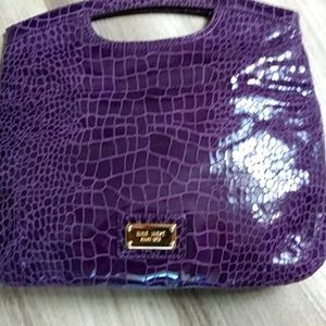 Purse nine West alligator 💜 fold over clutch magnet clasp